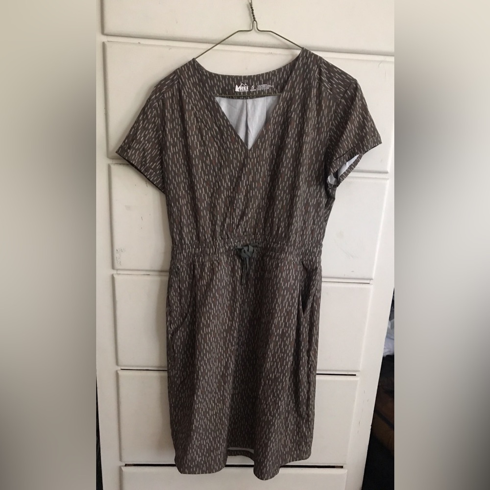 REI CO-OP Aoraki Travel Dress | Small | Green Pattern